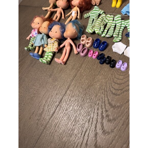 VTG 1979 Strawberry Shortcake 12 Dolls 6 Pets House Clothing Lot - Picture 16 of 16